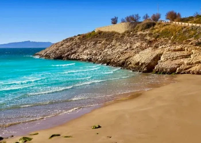 Vue Avec Piscine Et Wifi