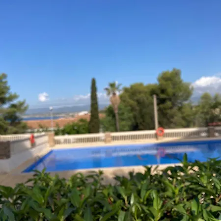 Vue Avec Piscine Et Wifi